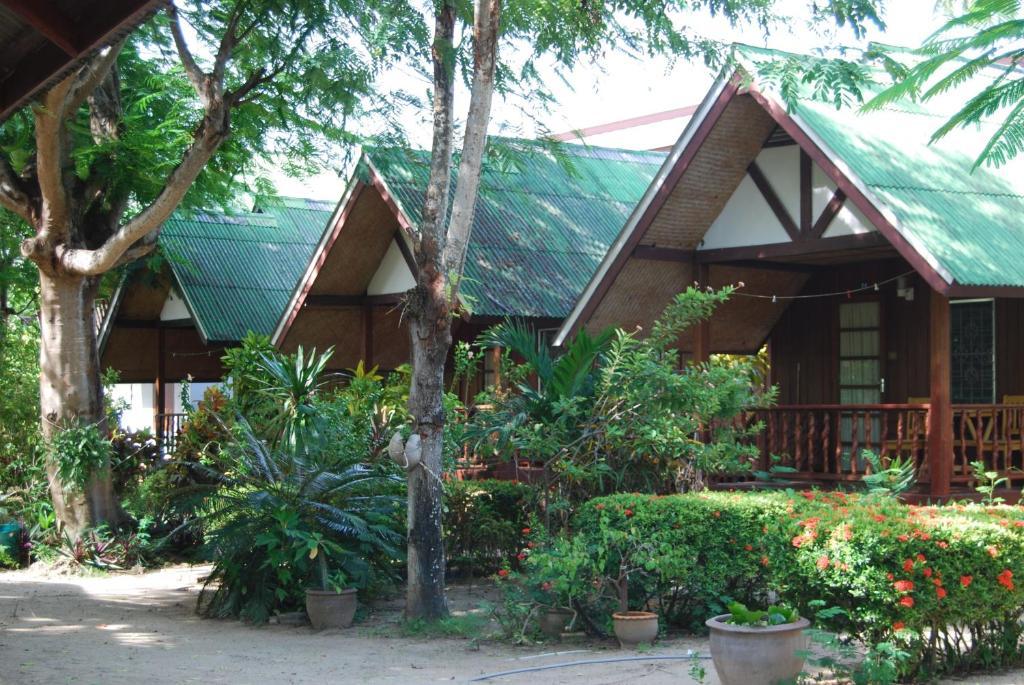Rose Garden Samui Bungalows Lamai Beach  Room photo